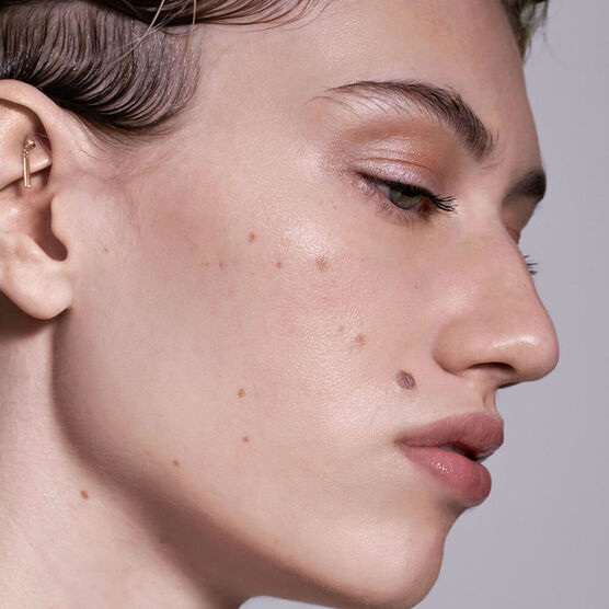 Hidratante Facial com Cor Fenty Skin Hydra Vizor Huez Proteção FPS30 Mineral